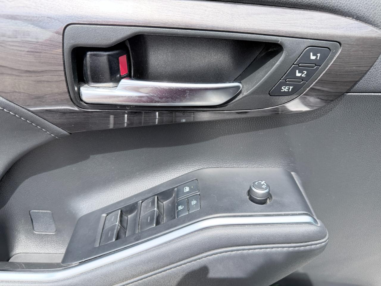 Toyota Highlander Hybrid  2022