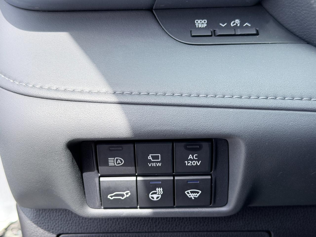 Toyota Highlander Hybrid  2022