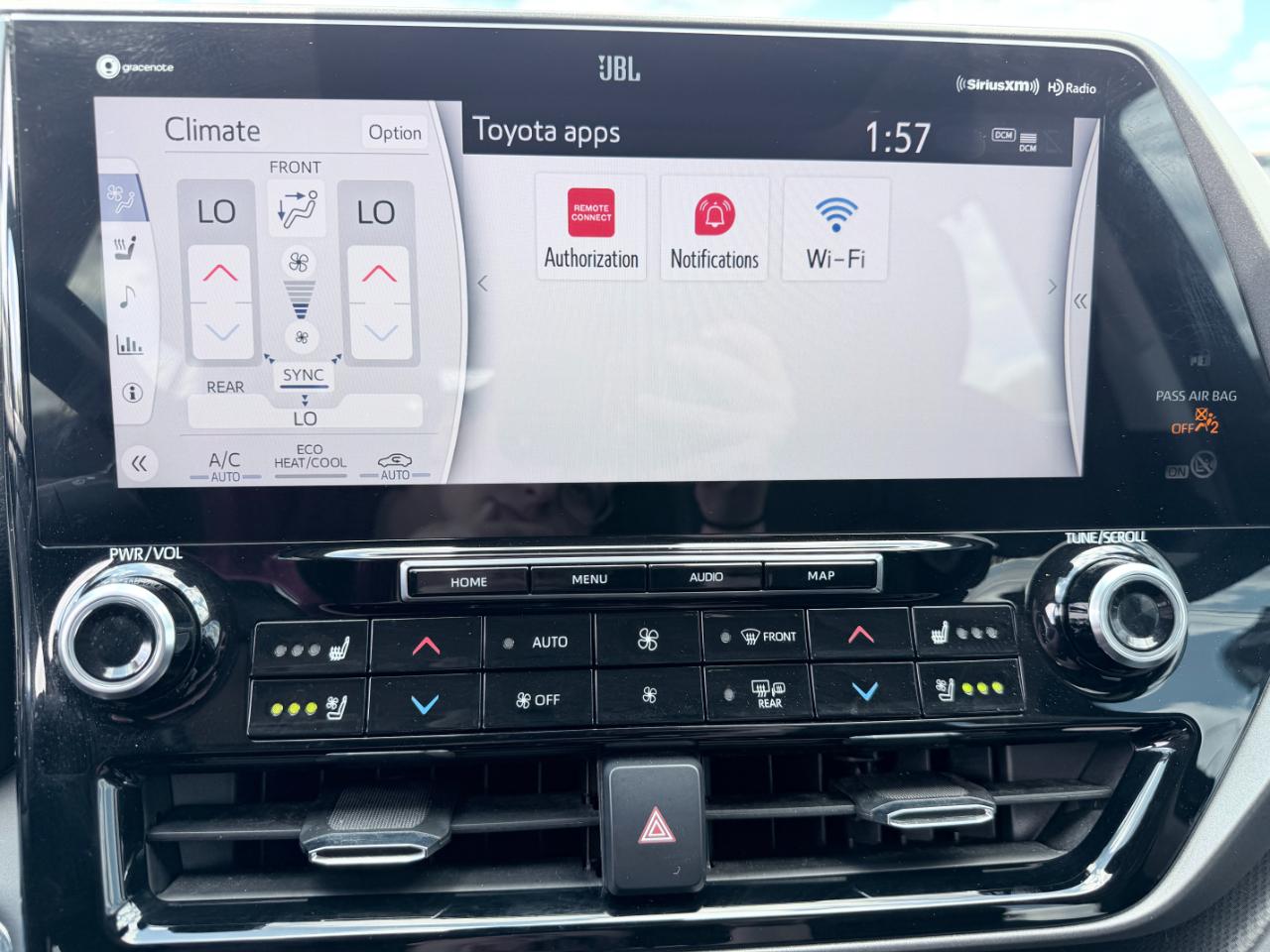 Toyota Highlander Hybrid  2022