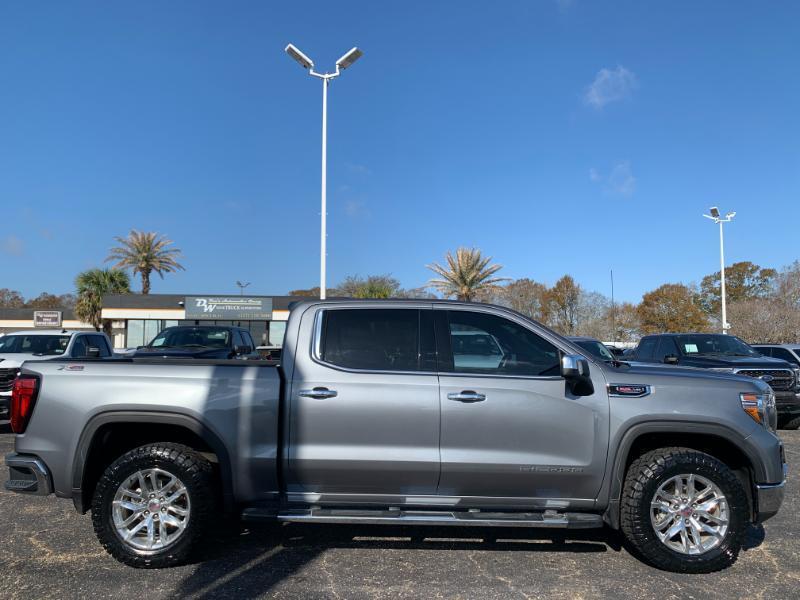 GMC Sierra 1500 SLT Crew Cab 4WD 2020