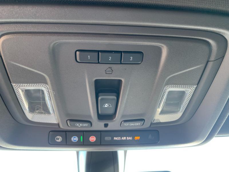 GMC Sierra 1500 SLT Crew Cab 4WD 2020