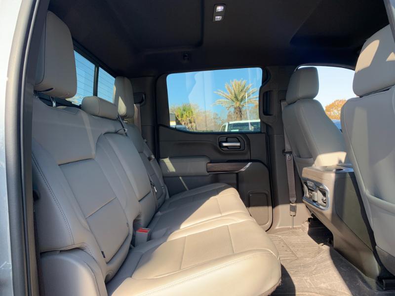 GMC Sierra 1500 SLT Crew Cab 4WD 2020