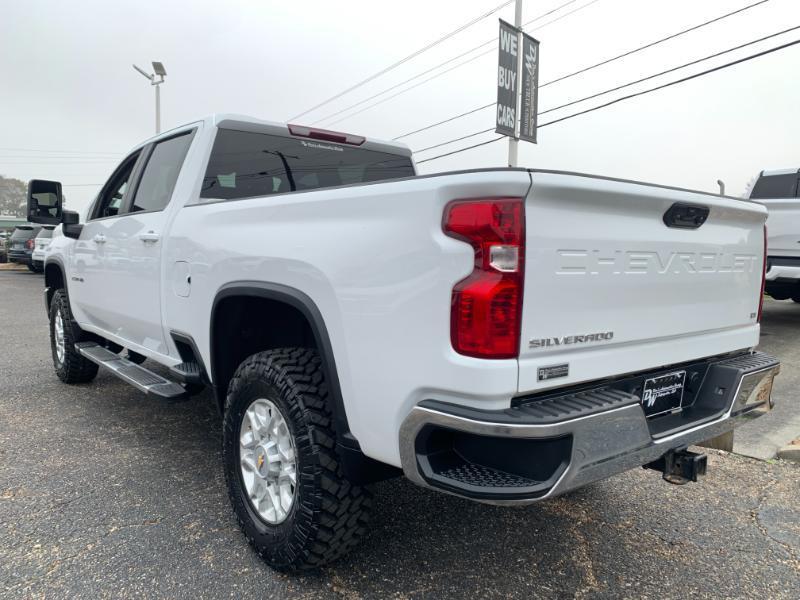 Chevrolet Silverado 2500HD LT Crew Cab 4WD 2024