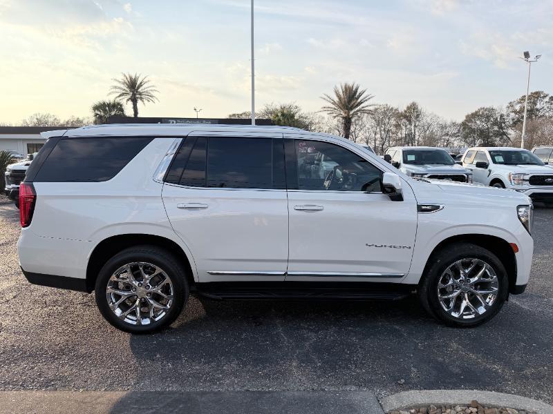 GMC Yukon SLT 2WD 2021