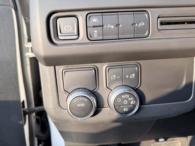 GMC Yukon SLT 2WD 2021