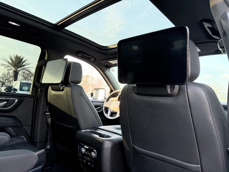 GMC Yukon SLT 2WD 2021