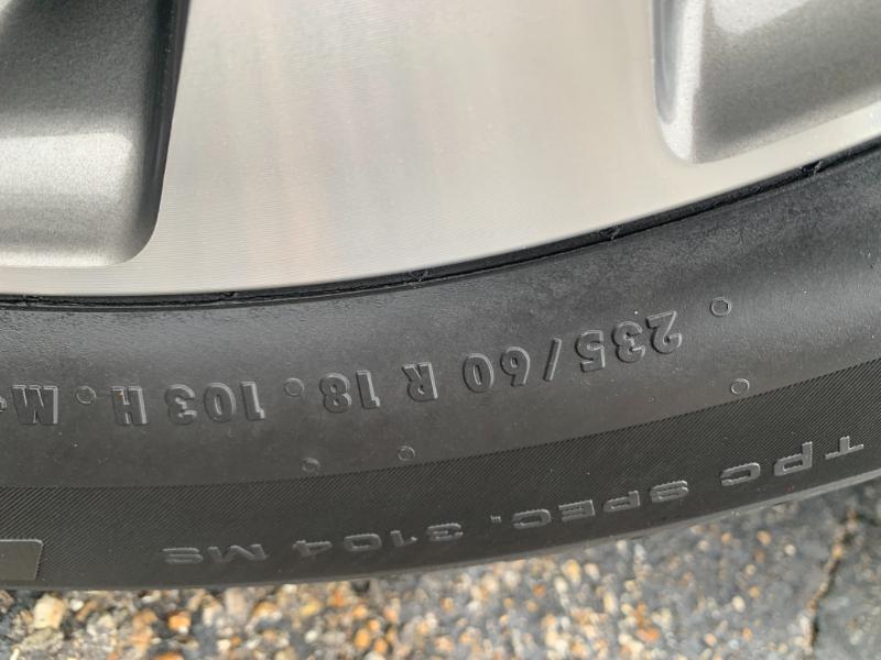 Buick Envision Essense 2023