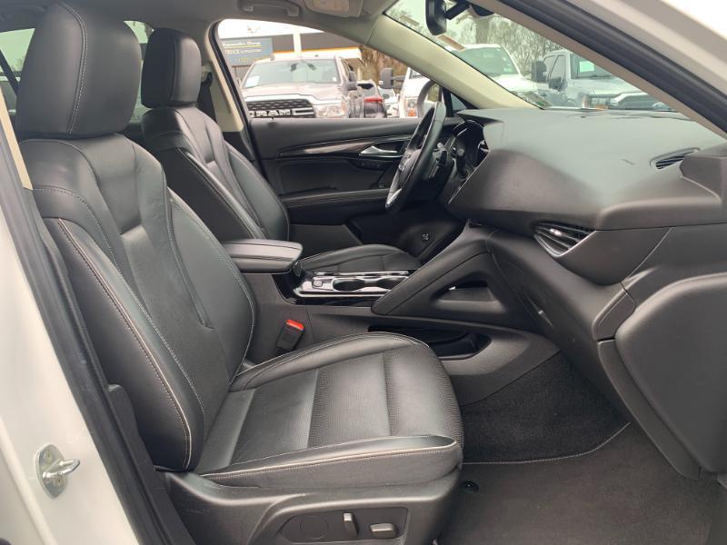 Buick Envision Essense 2023