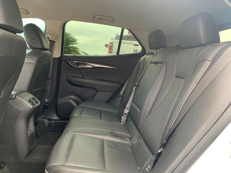 Buick Envision Essense 2023