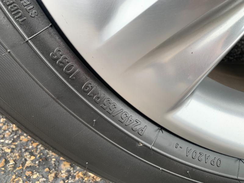 Toyota Highlander Limited FWD V6 2019