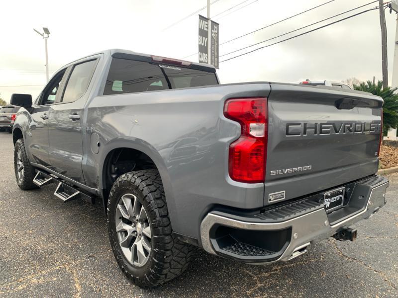 Chevrolet Silverado 1500 Limited LT Crew Cab 4WD 2022