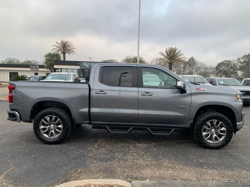 Chevrolet Silverado 1500 Limited LT Crew Cab 4WD 2022