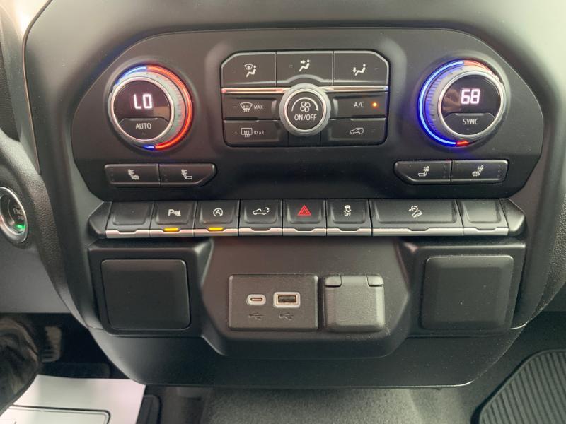 Chevrolet Silverado 1500 Limited LT Crew Cab 4WD 2022