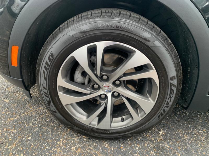 Buick Envision Essense 2023