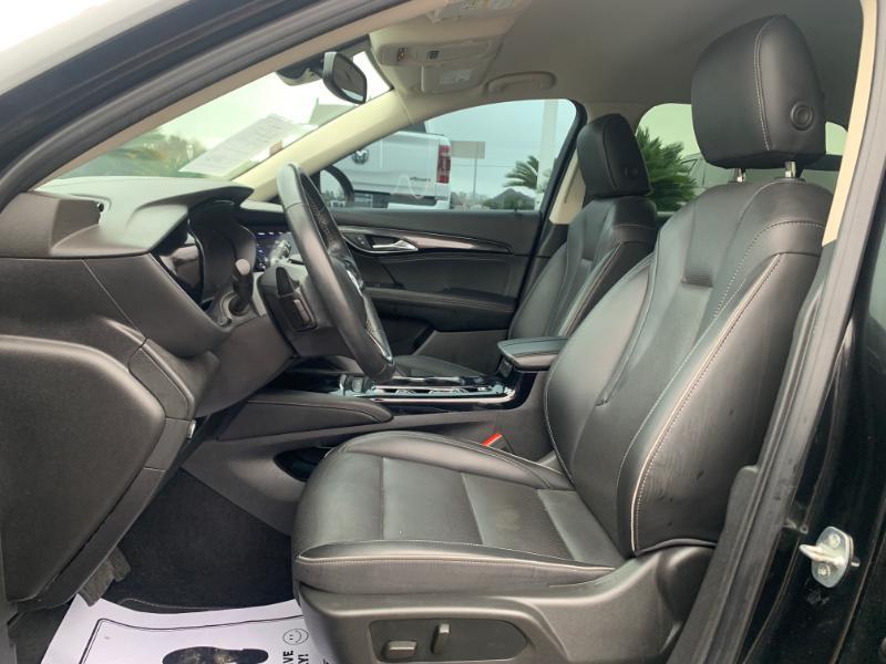 Buick Envision Essense 2023