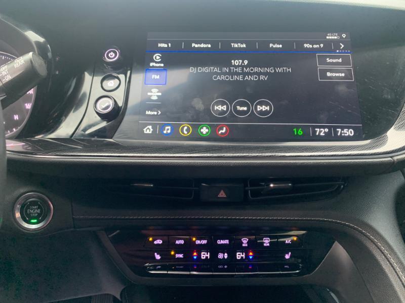 Buick Envision Essense 2023