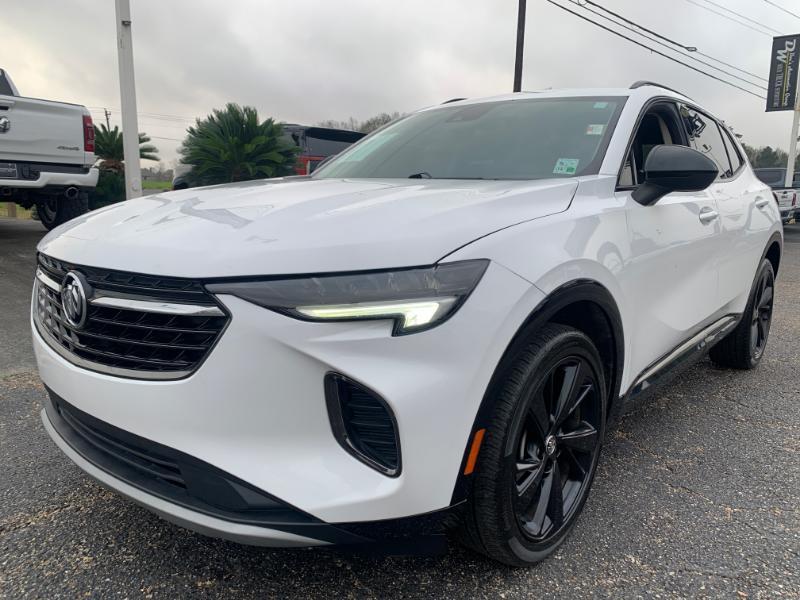 Buick Envision Essense 2023