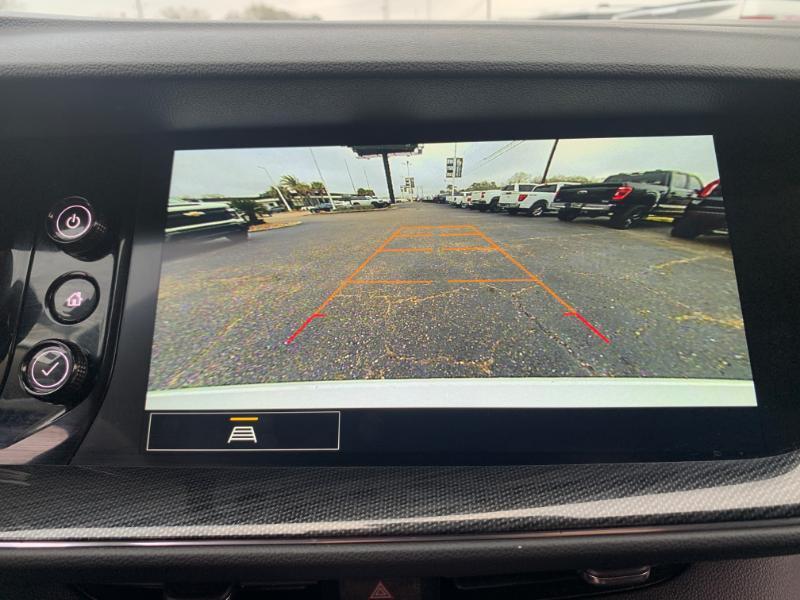 Buick Envision Essense 2023