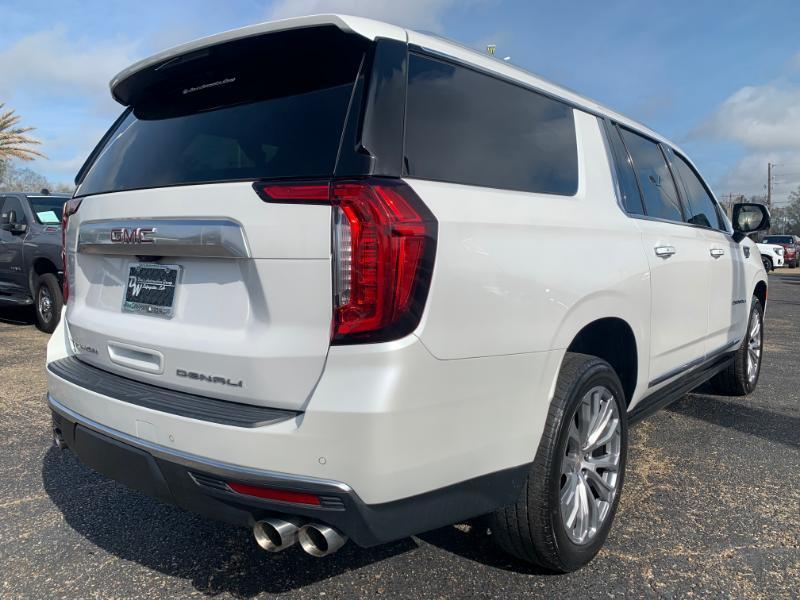 GMC Yukon XL Denali 2WD 2022