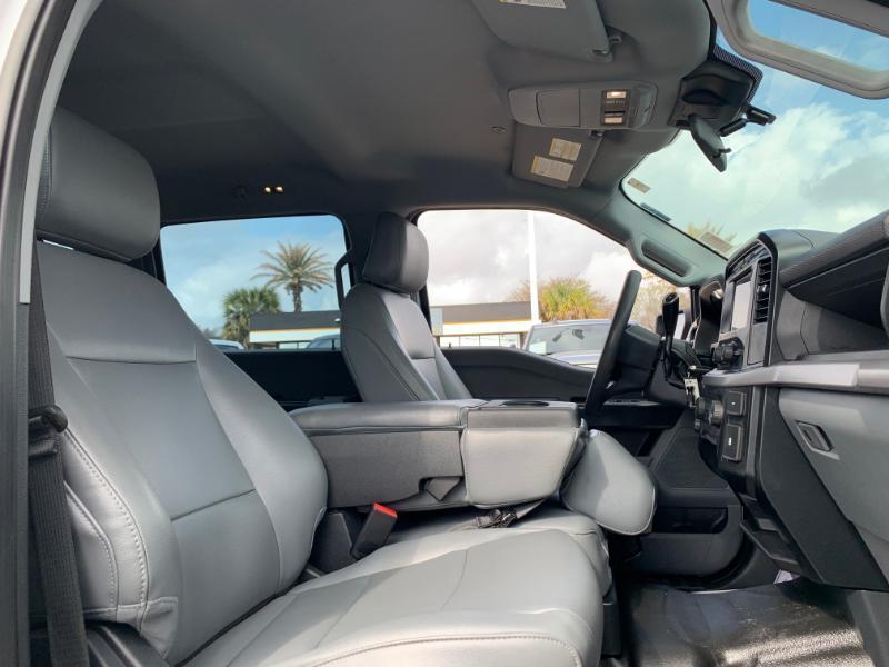 Ford F-150 XL SuperCrew 4WD 2023