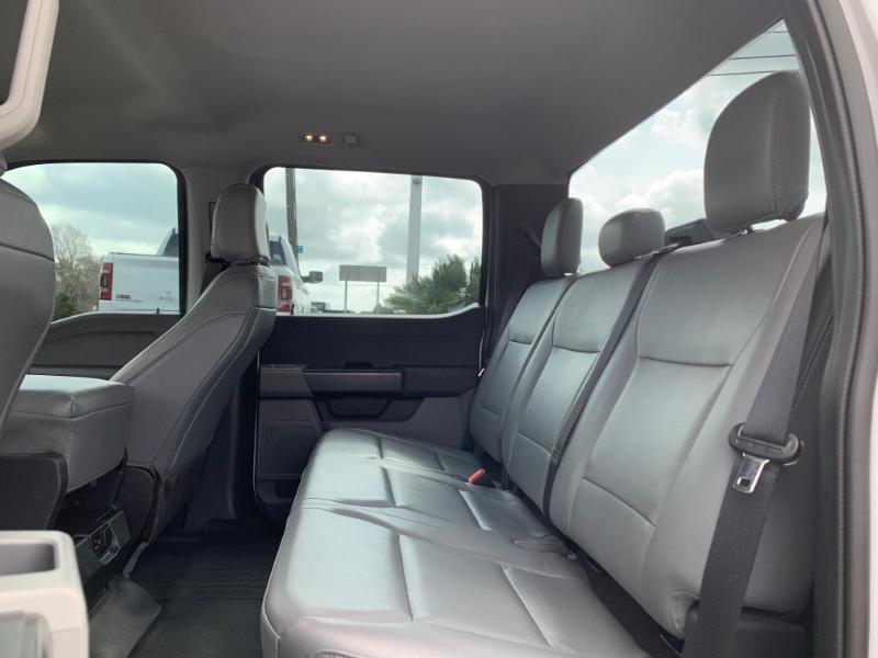 Ford F-150 XL SuperCrew 4WD 2023