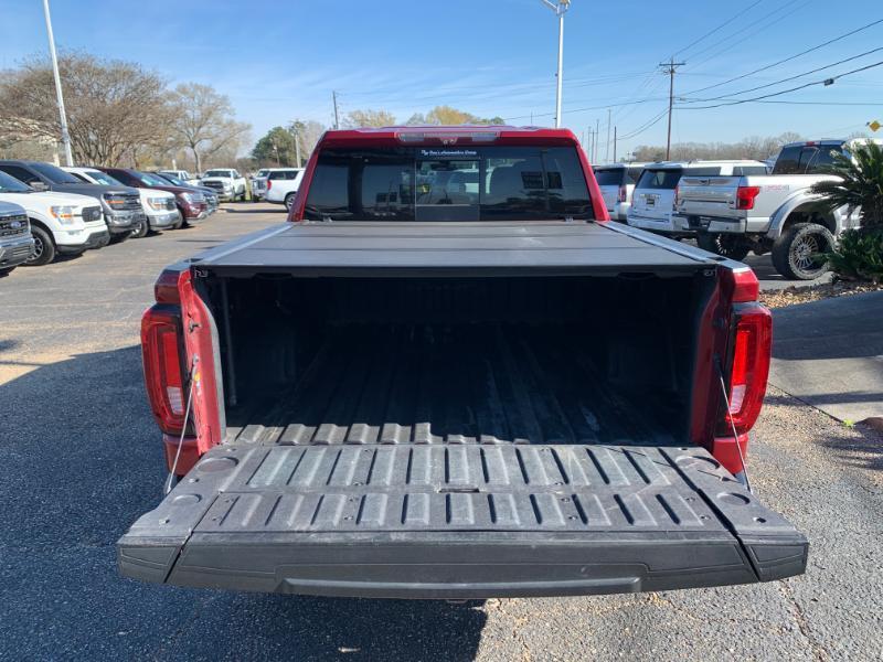 GMC Sierra 1500 AT4 Crew Cab 4WD 2020