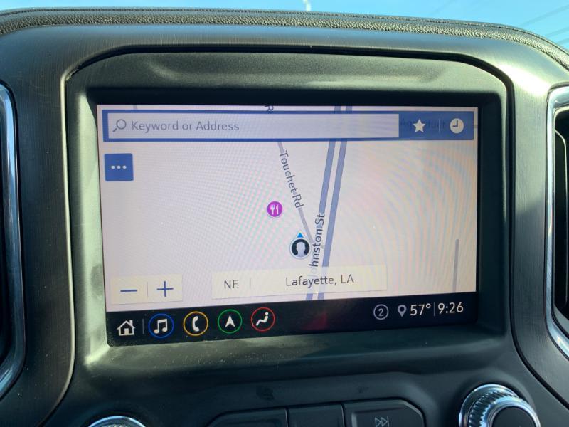 GMC Sierra 1500 AT4 Crew Cab 4WD 2020