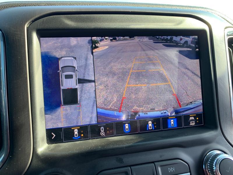 GMC Sierra 1500 AT4 Crew Cab 4WD 2020