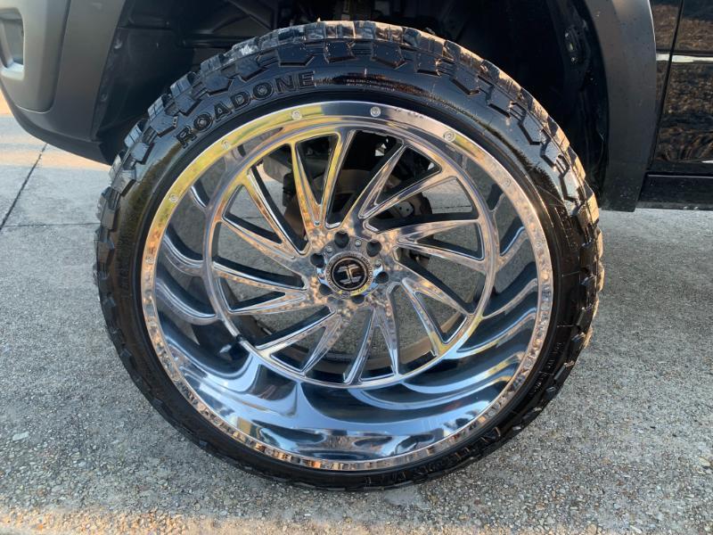 RAM 1500 Classic Tradesman Crew Cab SWB 2WD 2022