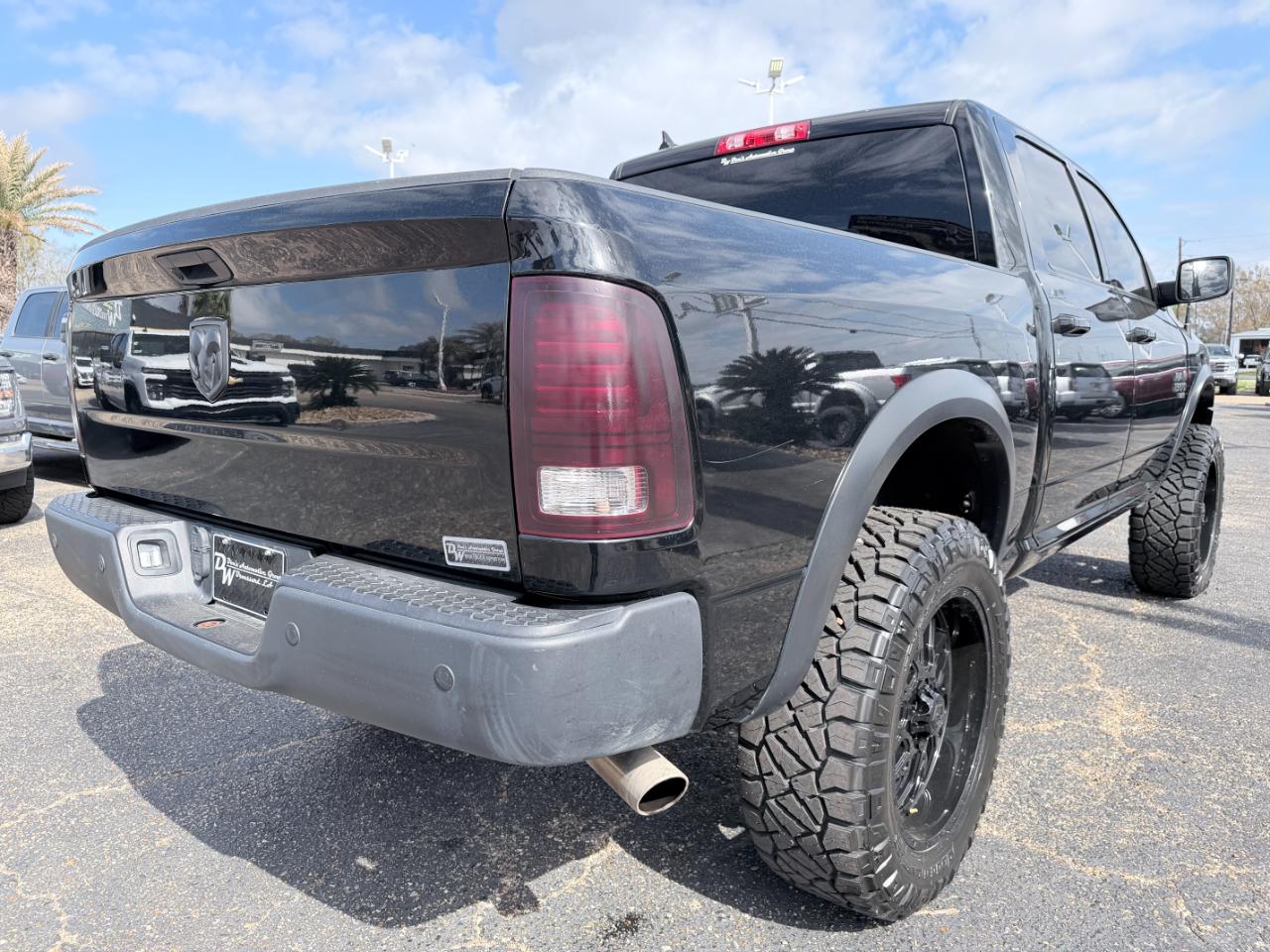 RAM 1500 Classic Warlock 4x2 Crew Cab 5'7" Box 2022