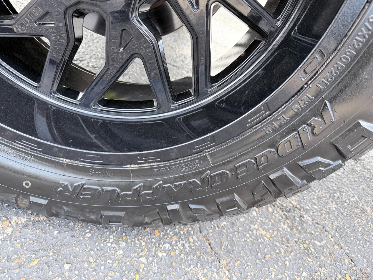 RAM 1500 Classic Warlock 4x2 Crew Cab 5'7" Box 2022