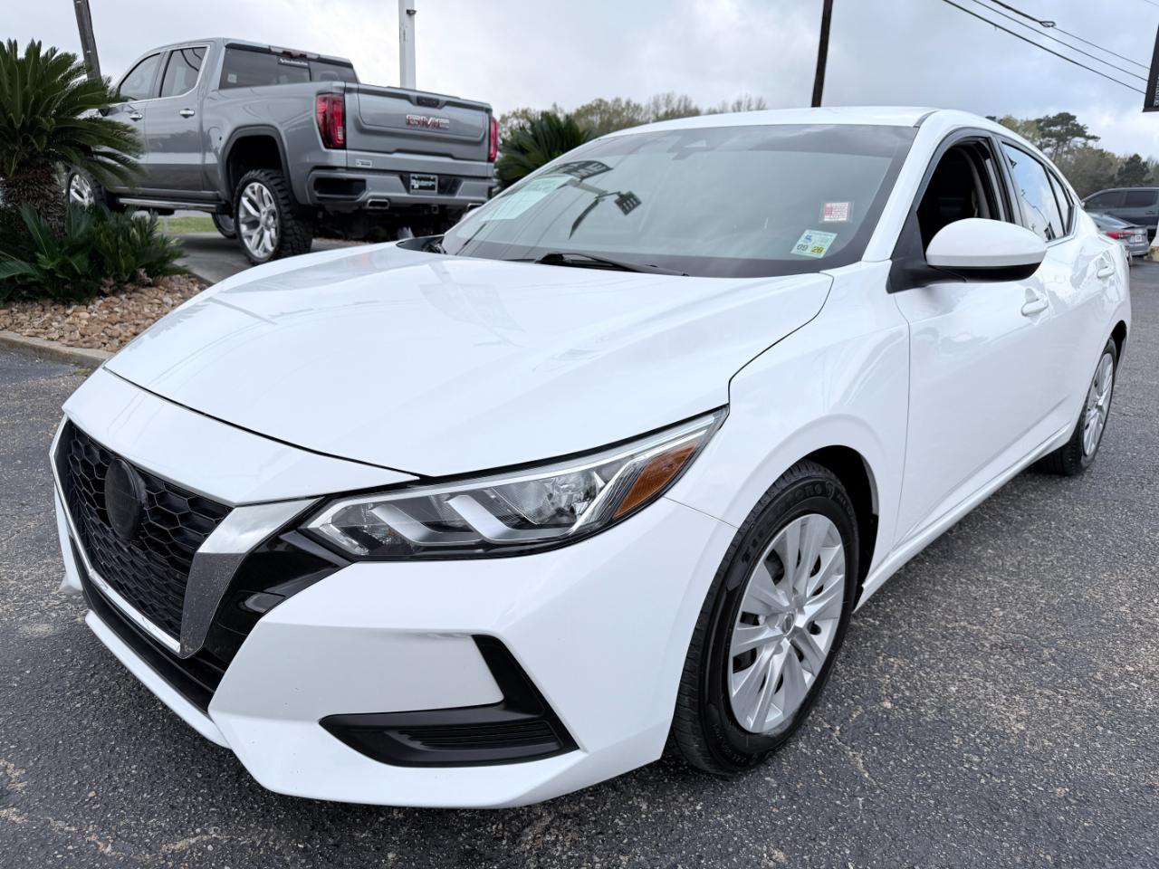 Nissan Sentra S CVT 2022