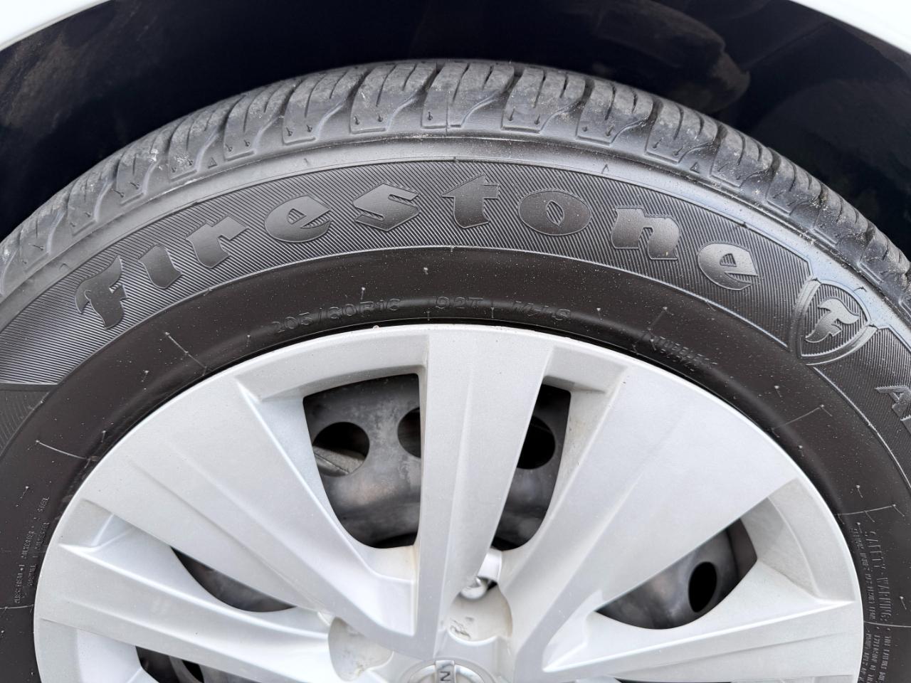 Nissan Sentra S CVT 2022