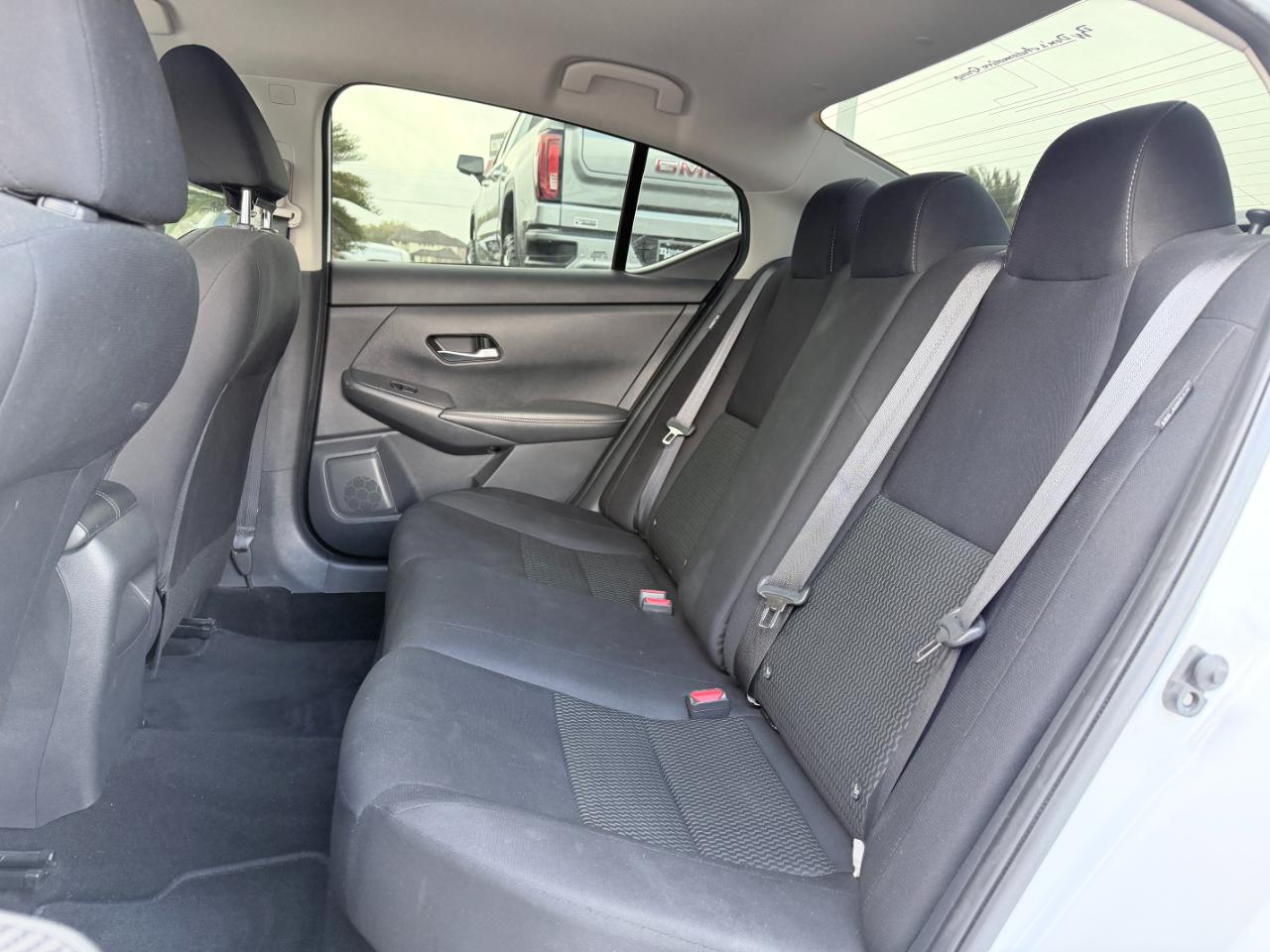 Nissan Sentra S CVT 2022