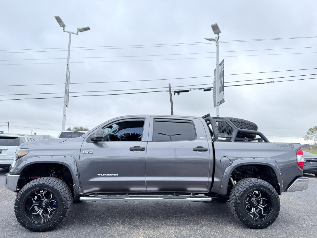 Toyota Tundra 4WD Truck CrewMax 5.7L FFV V8 6-Spd AT TRD Pro (Natl) 2016