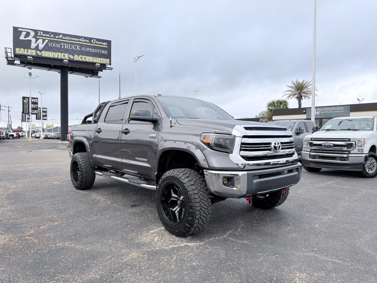 Toyota Tundra 4WD Truck CrewMax 5.7L FFV V8 6-Spd AT TRD Pro (Natl) 2016