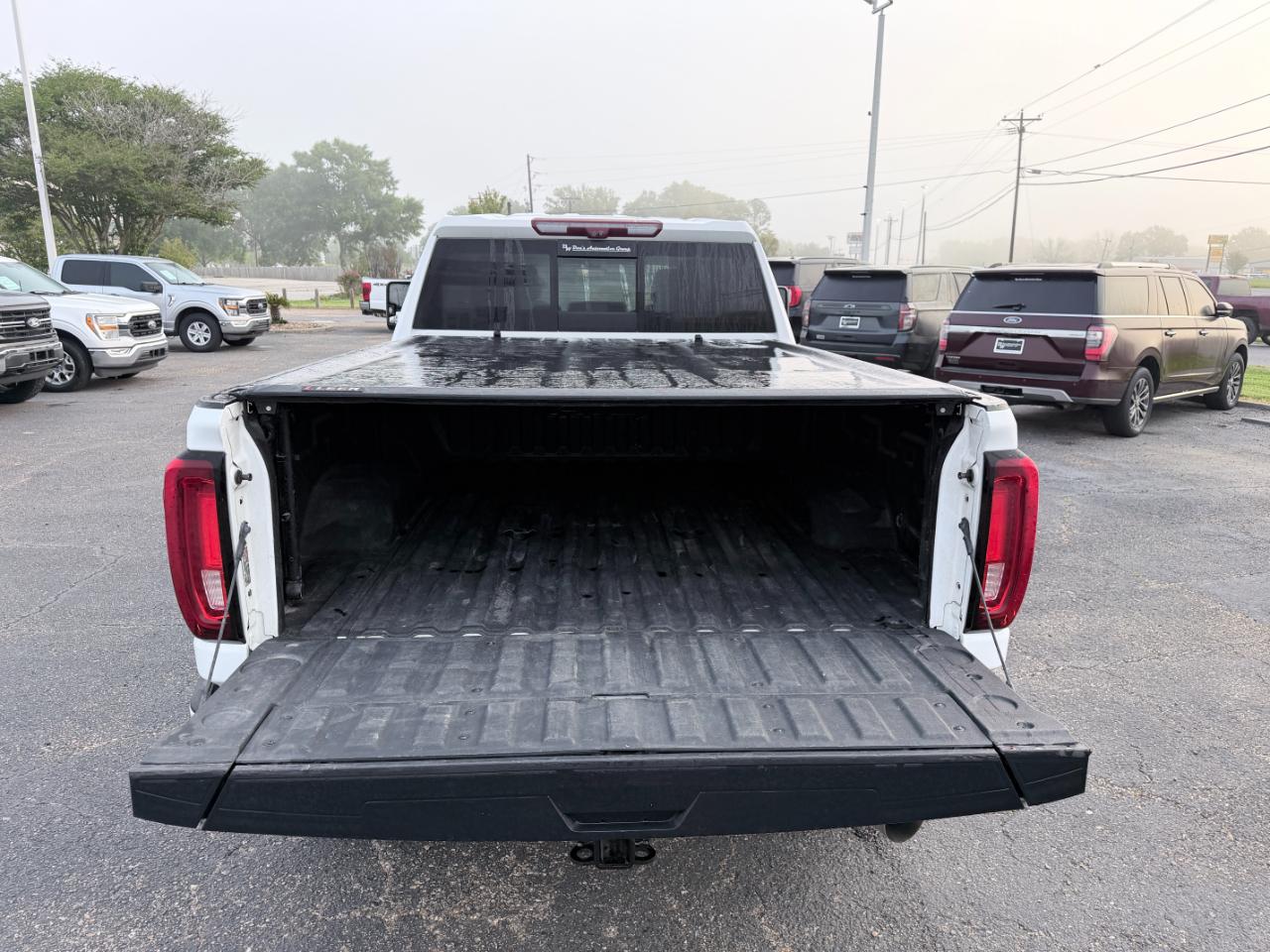 GMC Sierra 2500HD 4WD Crew Cab 159" AT4 2022
