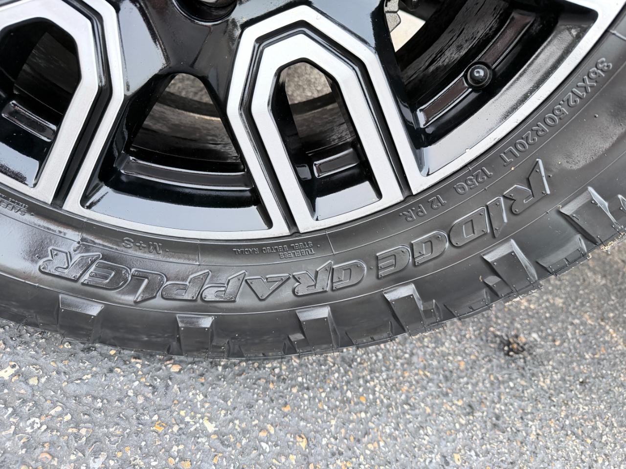 GMC Sierra 2500HD 4WD Crew Cab 159" AT4 2022