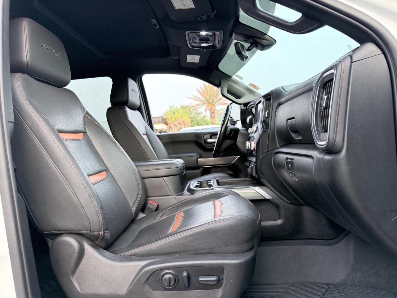 GMC Sierra 2500HD 4WD Crew Cab 159" AT4 2022