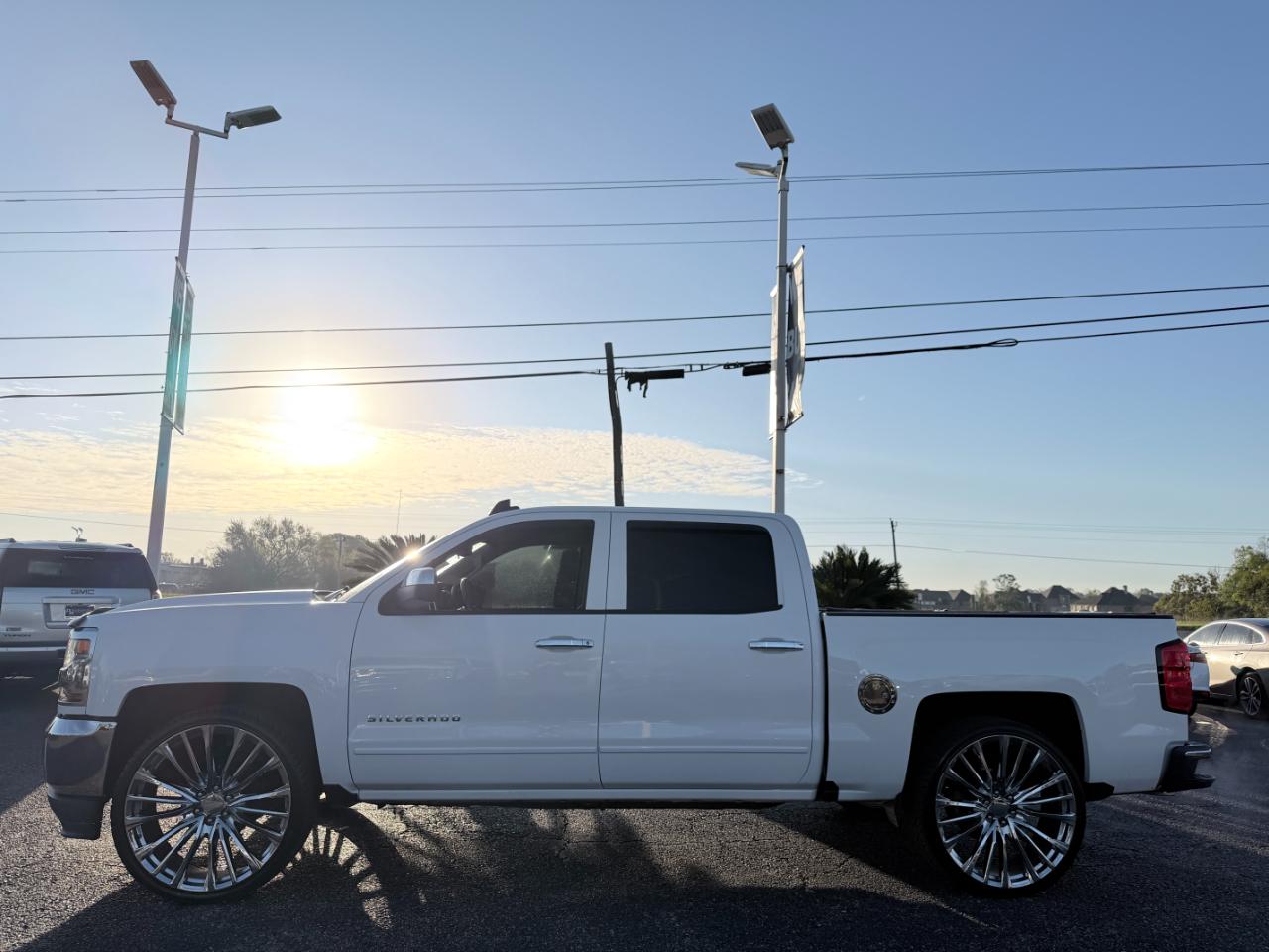 Chevrolet Silverado 1500 2WD Crew Cab 143.5" LT w/1LT 2017