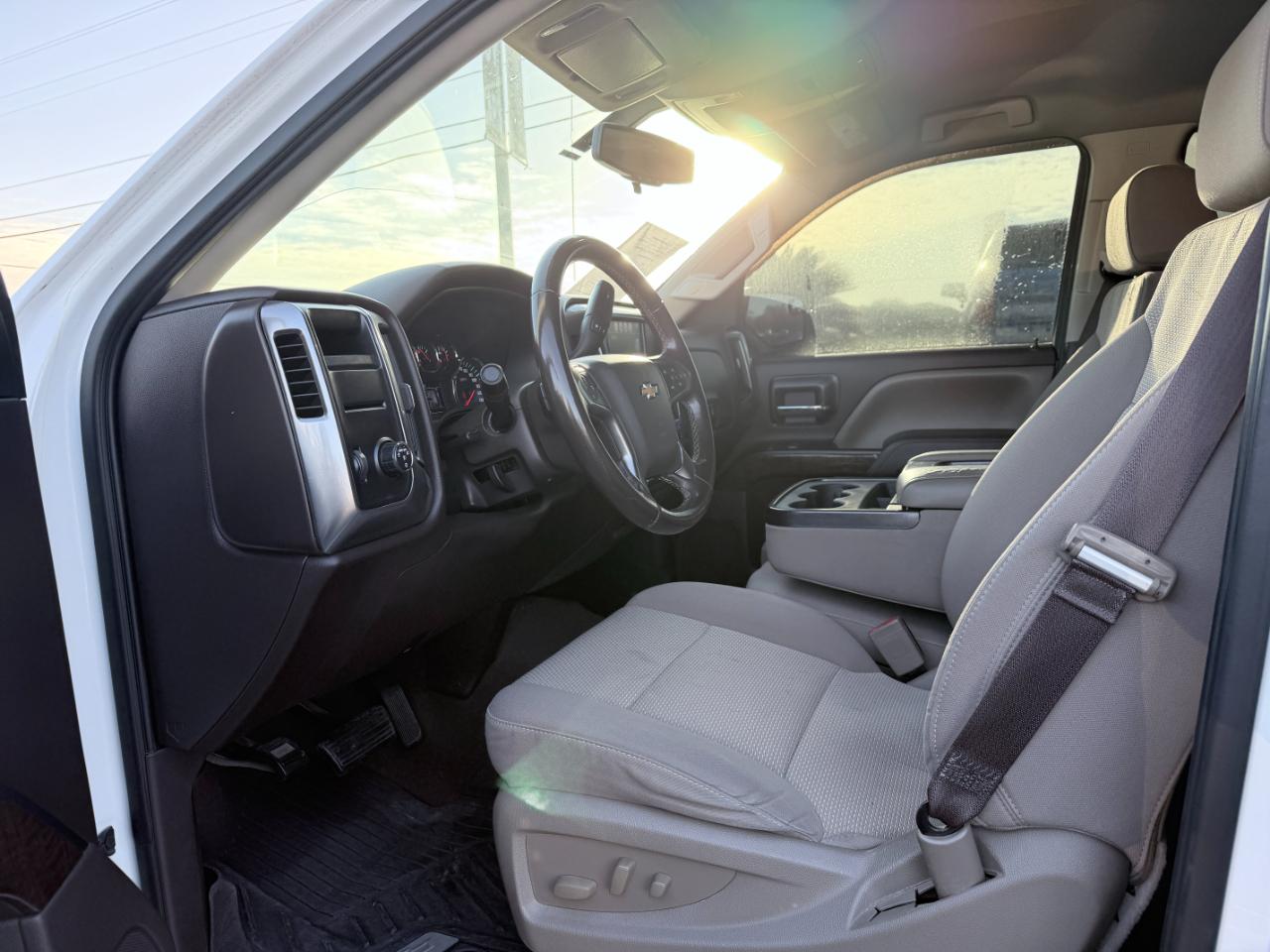 Chevrolet Silverado 1500 2WD Crew Cab 143.5" LT w/1LT 2017