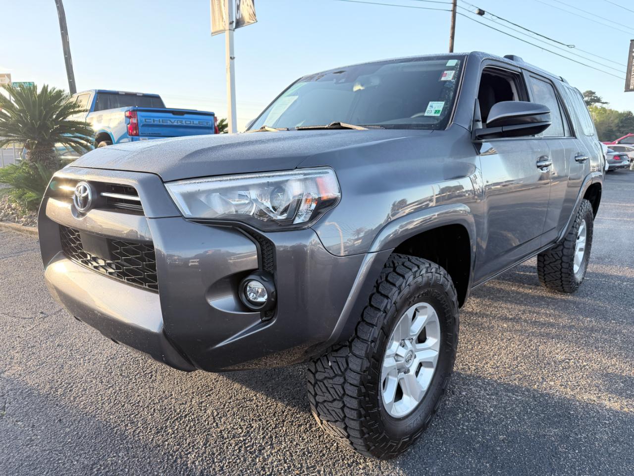 Toyota 4Runner SR5 4WD (Natl) 2023