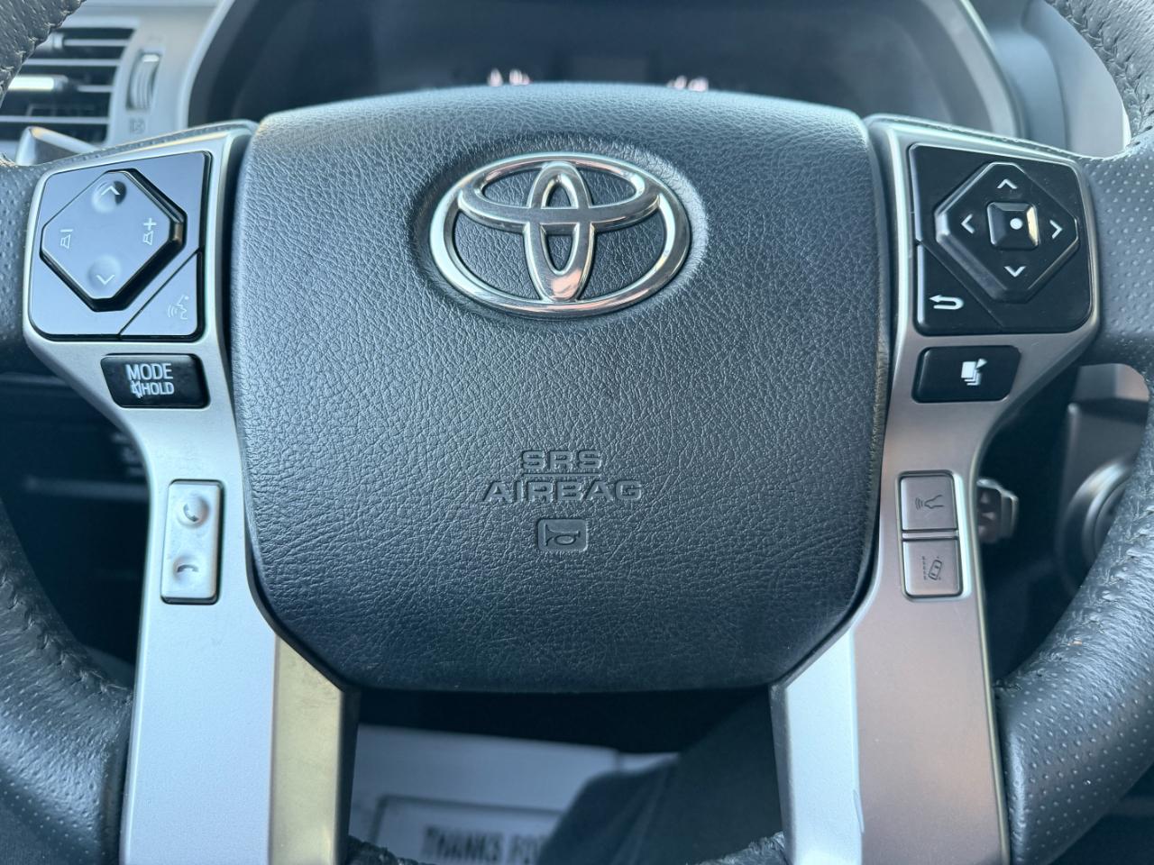 Toyota 4Runner SR5 4WD (Natl) 2023