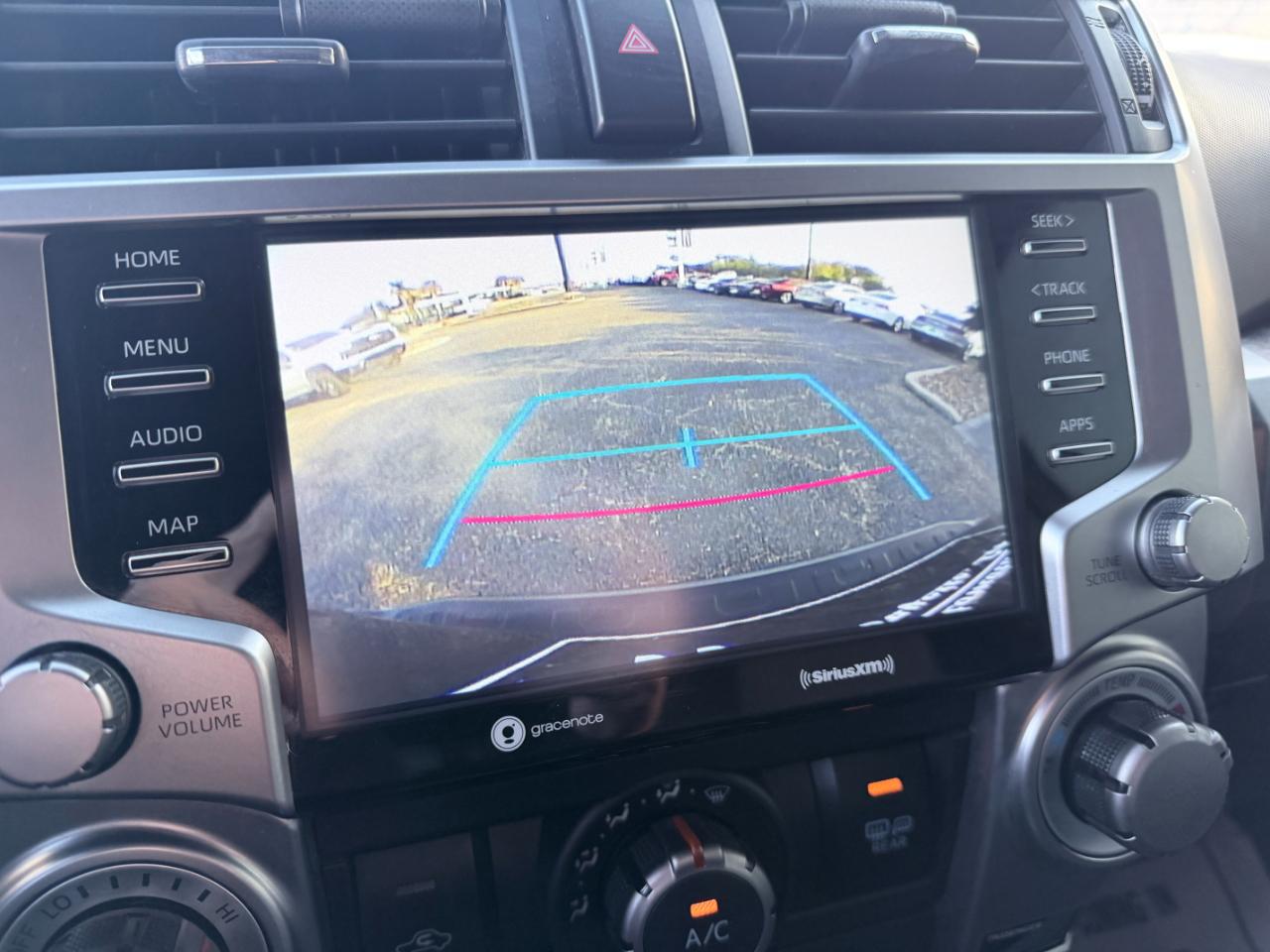 Toyota 4Runner SR5 4WD (Natl) 2023