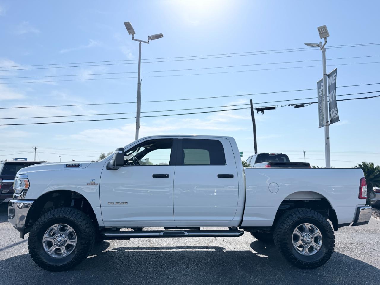 RAM 2500 Big Horn 4x4 Crew Cab 6'4" Box 2024