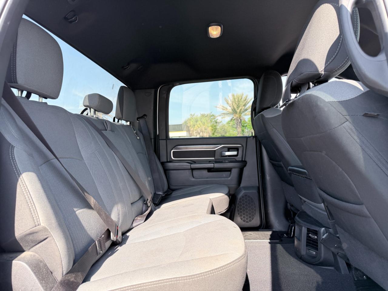 RAM 2500 Big Horn 4x4 Crew Cab 6'4" Box 2024