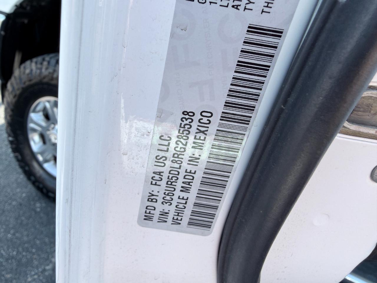 RAM 2500 Big Horn 4x4 Crew Cab 6'4" Box 2024