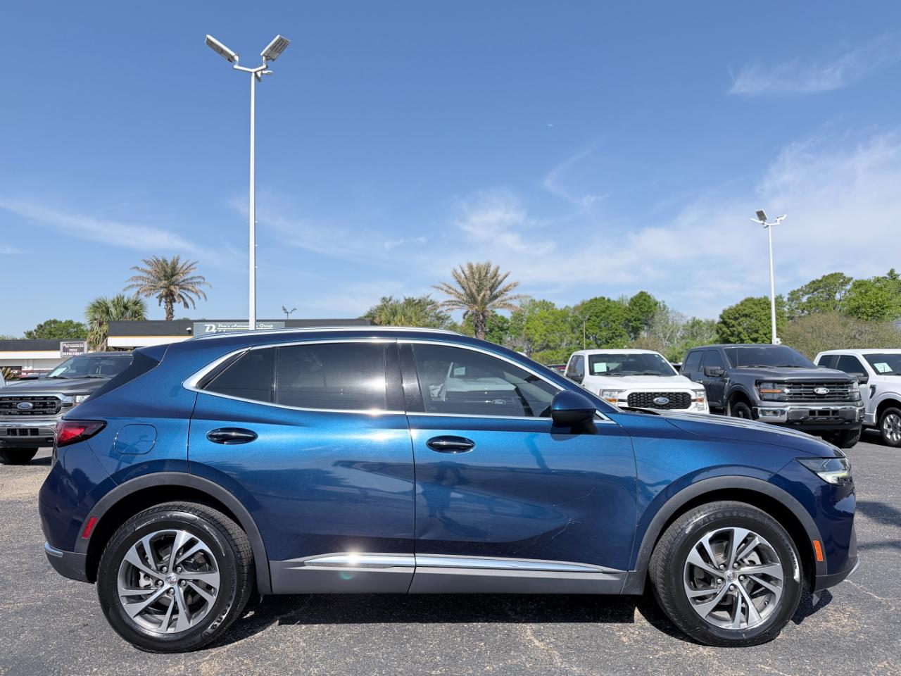 Buick Envision FWD 4dr Essence 2023