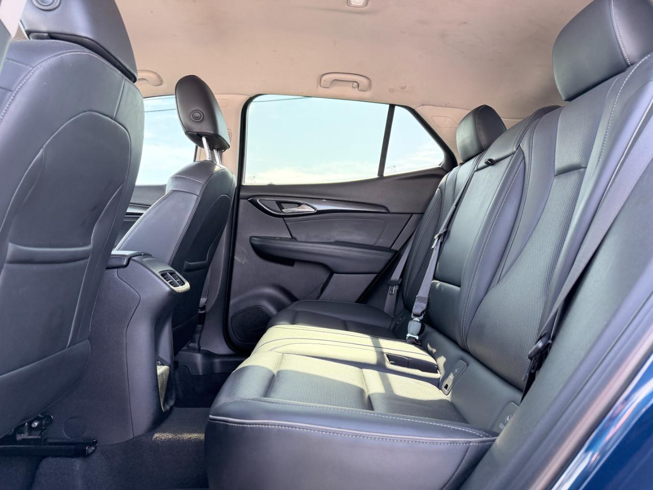 Buick Envision FWD 4dr Essence 2023