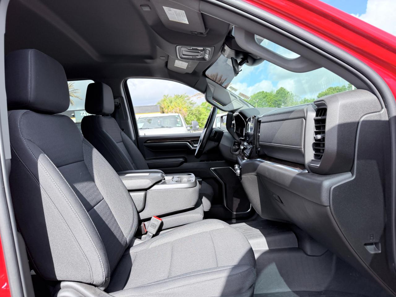 GMC Sierra 1500 2WD Crew Cab 147" Elevation 2024